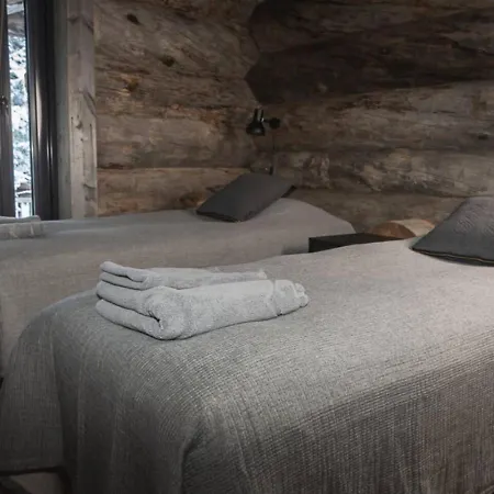 Hideout - Snowfall *