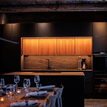 Nyaraló Hideout - Snowfall *