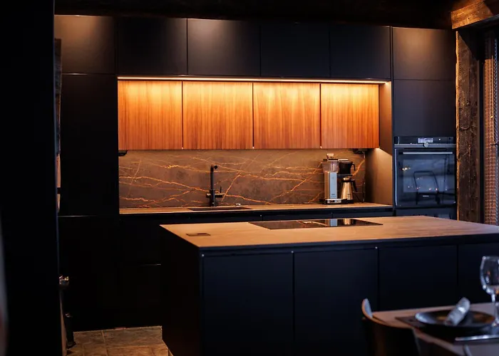 Hideout - Snowfall *